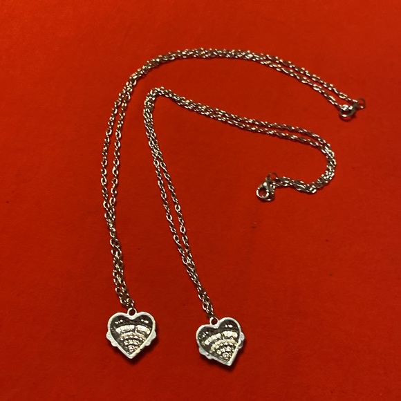 Matching best friends necklaces - Picture 3 of 3